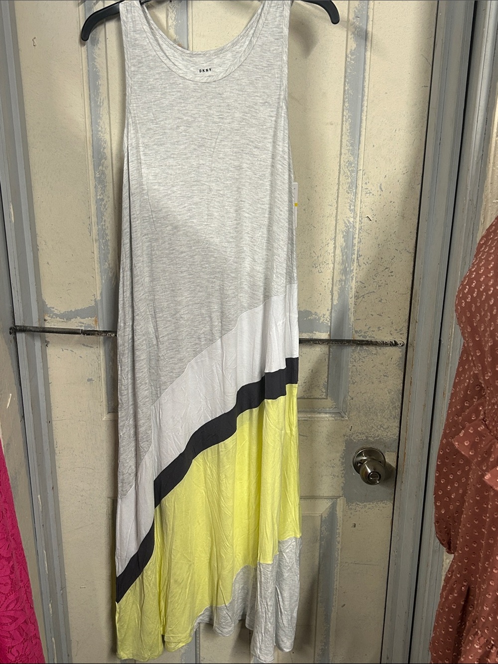 DKNY Light Gray, White & Yellow Diagonal Colorblock Maxi Dress OLIDB